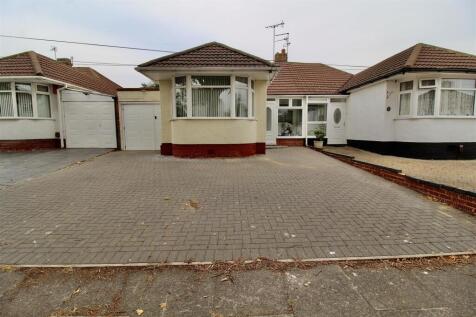 Front Garden/Driveway