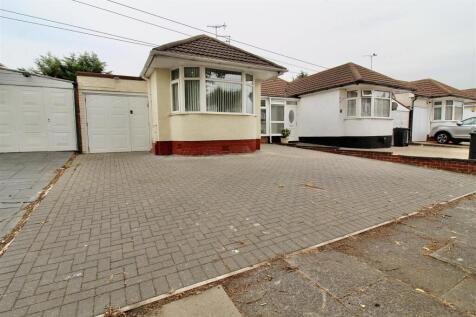 Front Garden/Driveway