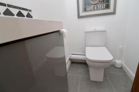 Downstairs Guest Cloakroom