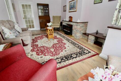 Extended Lounge