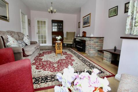 Extended Lounge