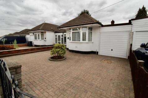Front Garden/Driveway