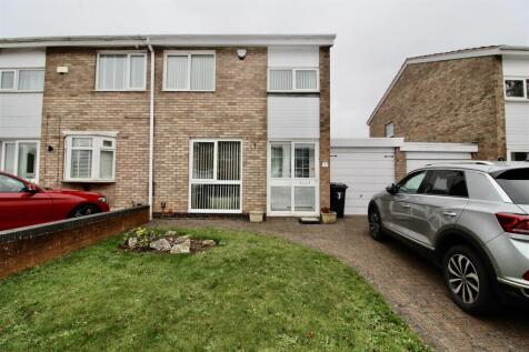 Front Garden/Driveway