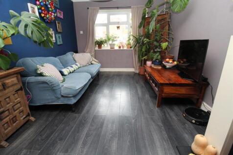 Through Lounge/Dining Room