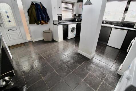 Extended Breakfast Kitchen