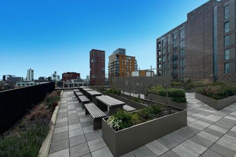 COMMUNAL ROOFTOP 2