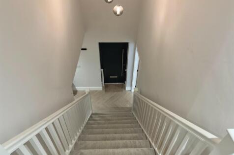 DOUBLE WIDTH STAIRS