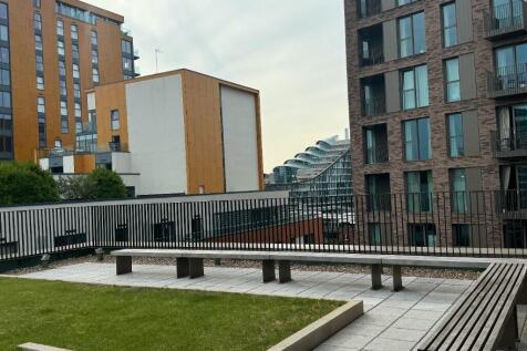 COMMUNAL ROOFTOP 1