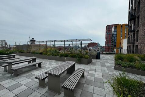 COMMUNAL ROOFTOP 2