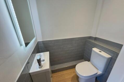 GROUND FLOOR WC