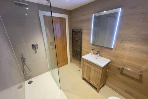 BEDROOM 1 EN-SUITE