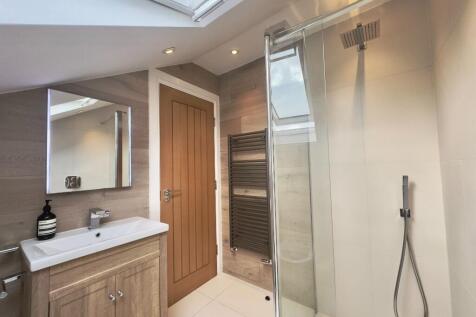 BEDROOM 4 EN-SUITE
