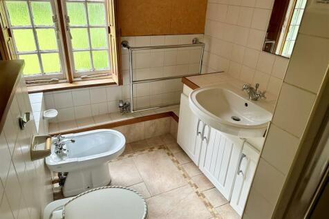 En suite 2.1.jpg