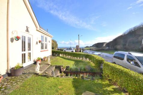 Front garden and sea view.JPG