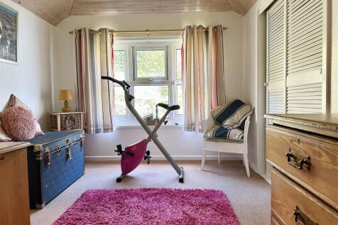 Bedroom 3.1.jpg