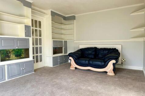 Living Room 2.jpg