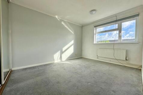 Bedroom One.jpg