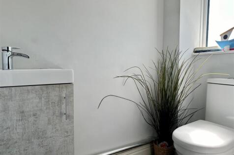 Cloakroom.jpg