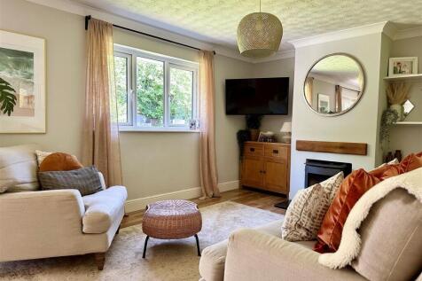 Living Area.jpg