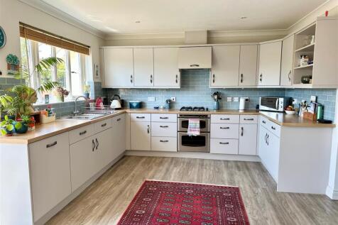 Kitchen.jpg