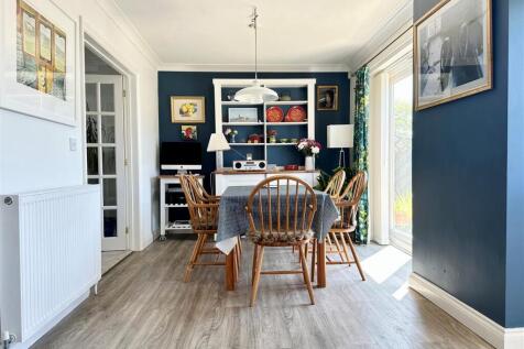 Dining Room.jpg
