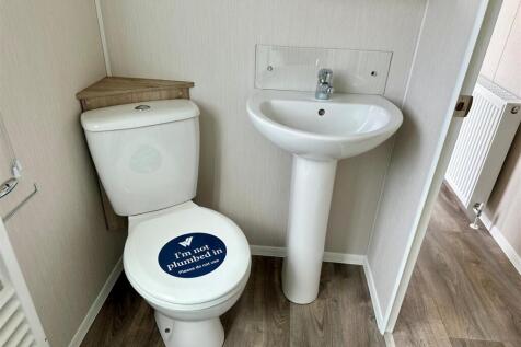 WC.jpg