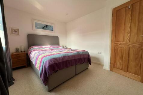 Bedroom One.jpg