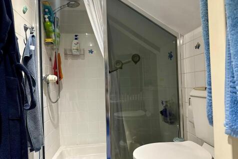Shower.jpg
