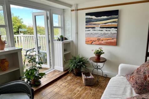 Annexe-Studio Living 2.jpg