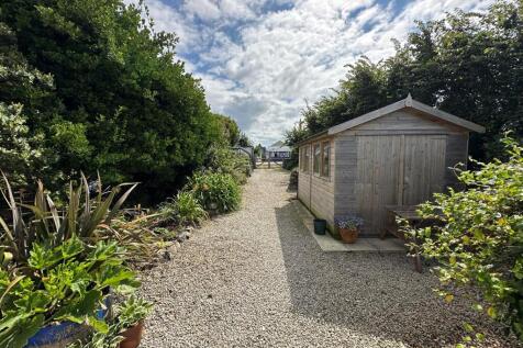 Shed and Parking.jpg