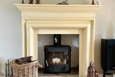 Fireplace.jpg