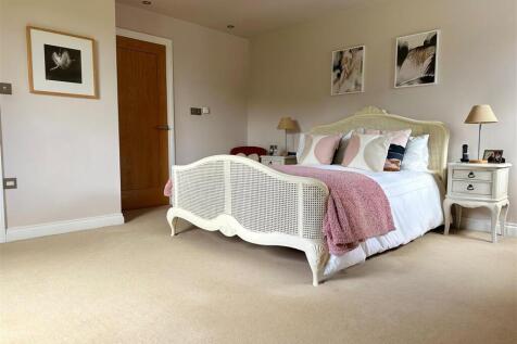Bedroom One.2.jpg