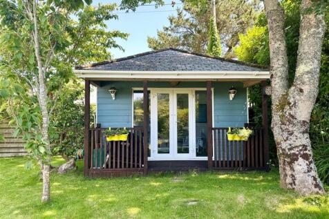 Summer House Front.jpg