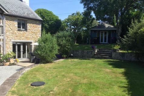 Front Garden.jpg