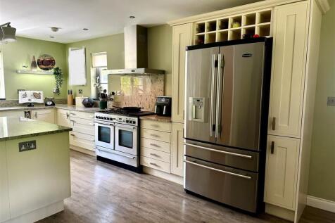 Kitchen 4.1.JPG