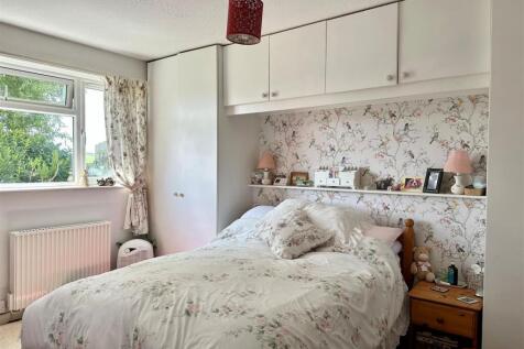 Bedroom One.jpg