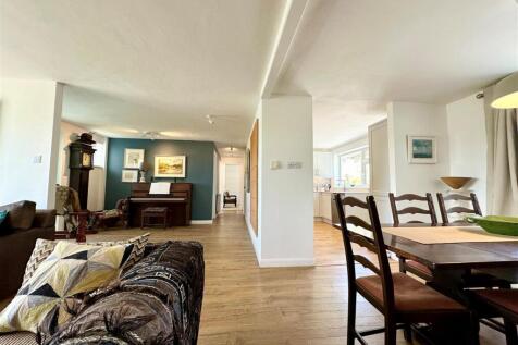 Open Plan Living.jpg
