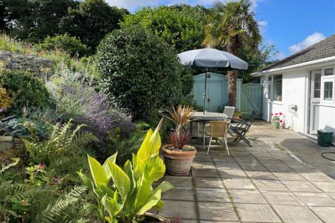 Rear Garden 2.jpg
