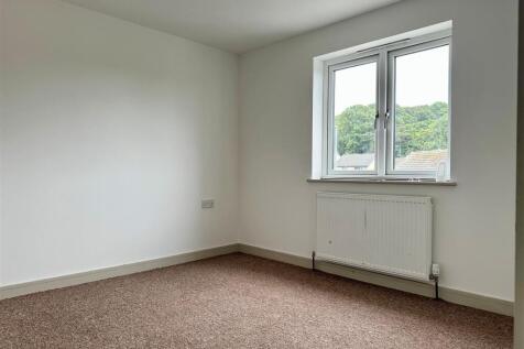 Bedroom Two.jpg