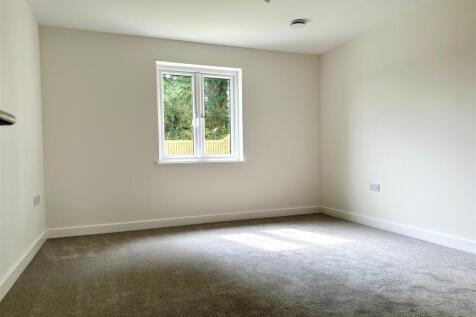 Similar Bedroom One 1.jpg