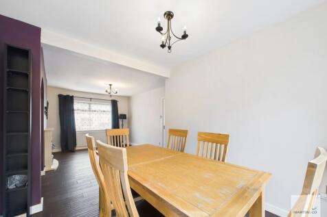 CAM03394G0-PR0371...