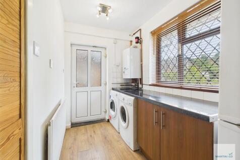 CAM03394G0-PR0319...