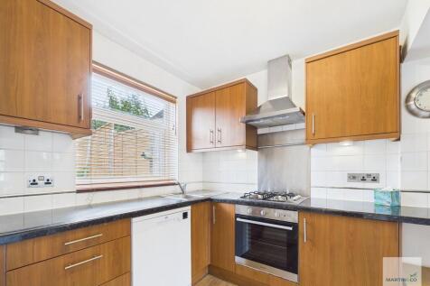 CAM03394G0-PR0319...