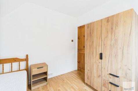 CAM03394G0-PR0319...