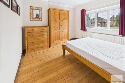 CAM03394G0-PR0319...