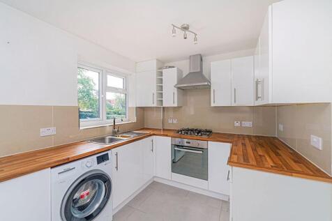 Eat-In Kitchen