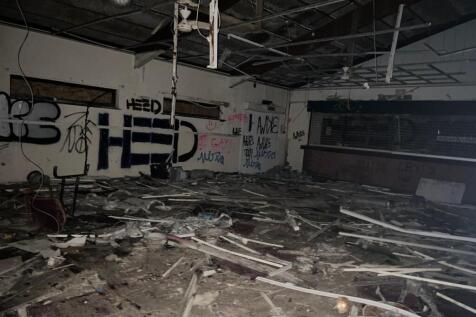 Harefield interior 2.jpg