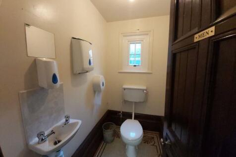 Ground Floor WC 1 of 3