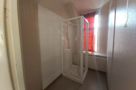 Second Floor Shower-room