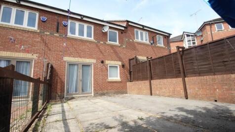 Drive/Rear Yard